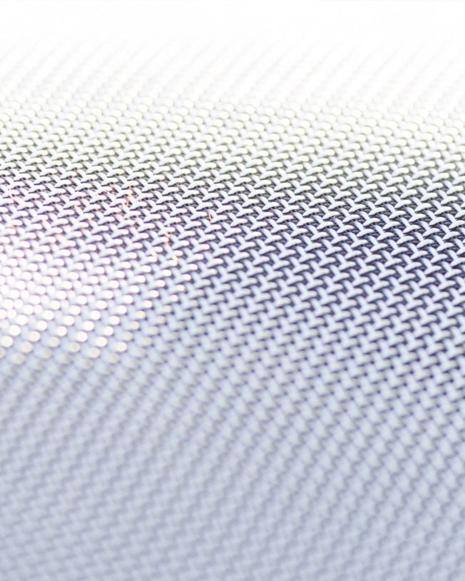 HORSEWARE RAMBO Protector Fly Sheet Mesh Fabric Texture: Close-up of Protective Mesh for Horses, UV Protection, Integrated Design