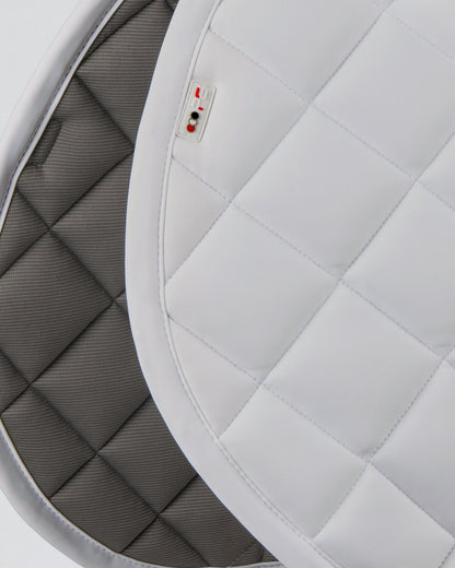 PREMIER EQUINE Atlas Close Contact GP/Jump Square White: Quilted Saddle Pad with Bamboo Lining for Horse Riding Comfort