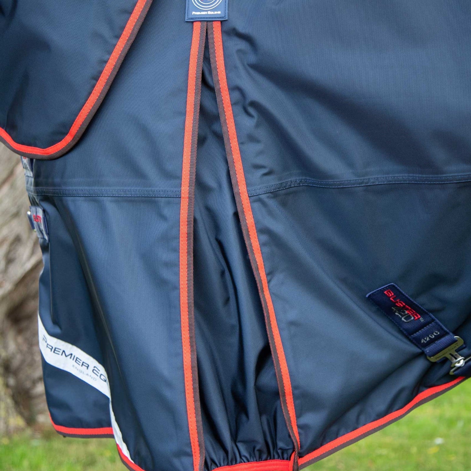 PREMIER EQUINE Buster 420g Heavyweight Turnout Rug with Neck Cover - Navy Horse Blanket