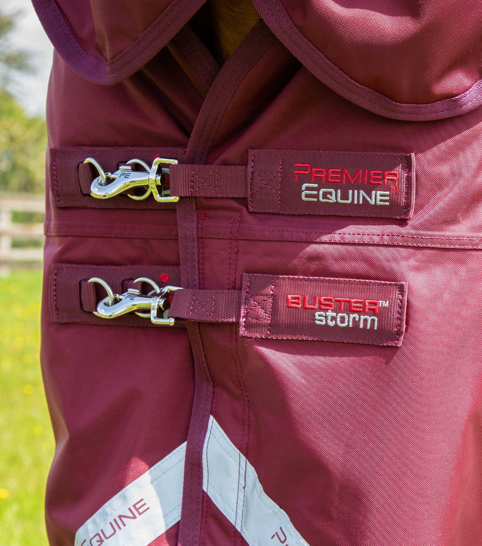 Premier Equine Buster Storm 90g Combo Turnout Rug with Classic Neck Burgundy