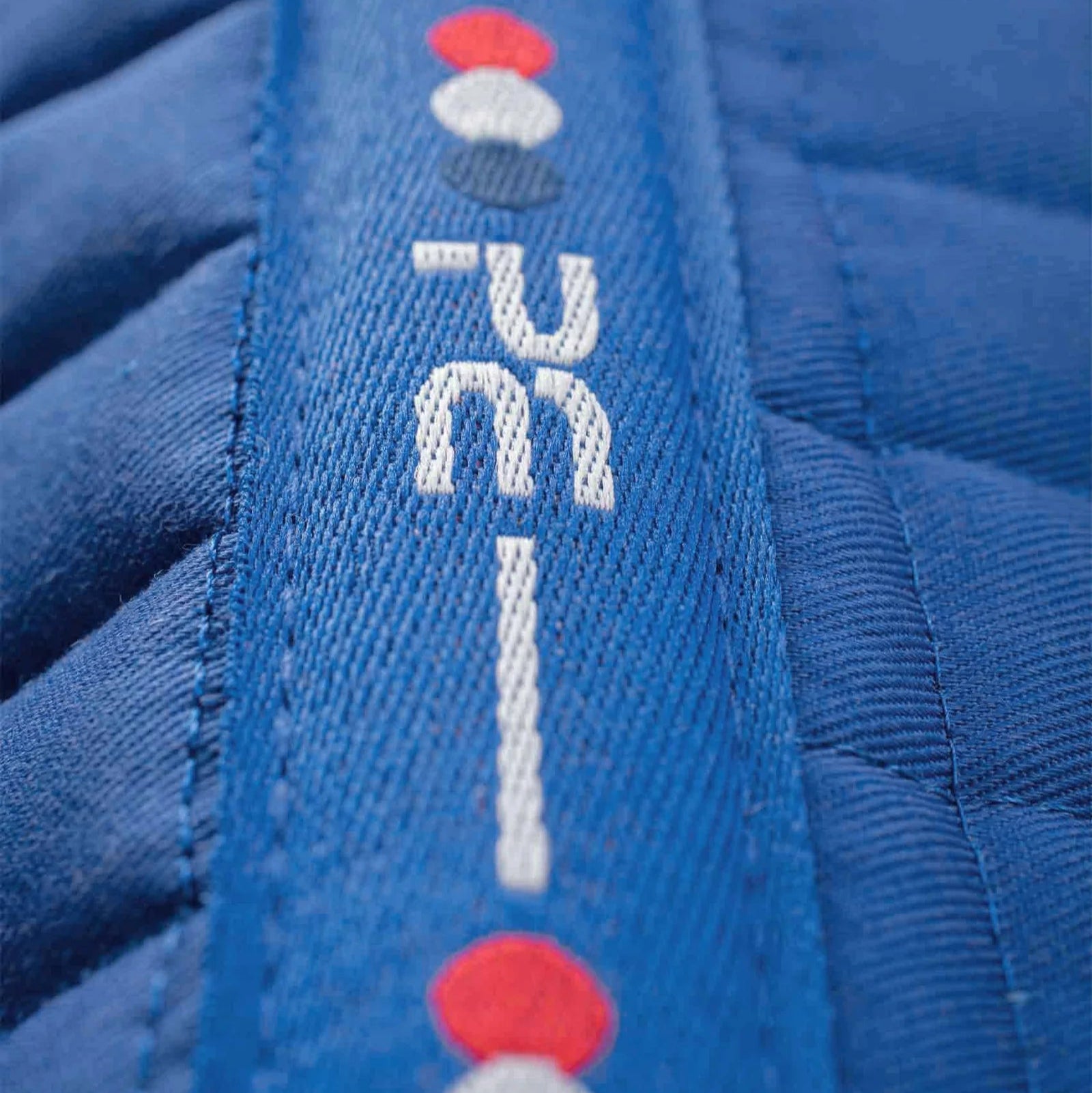 Premier Equine Close Contact GP/Jump Saddle Pad, Royal Blue - Close Contact Fitting