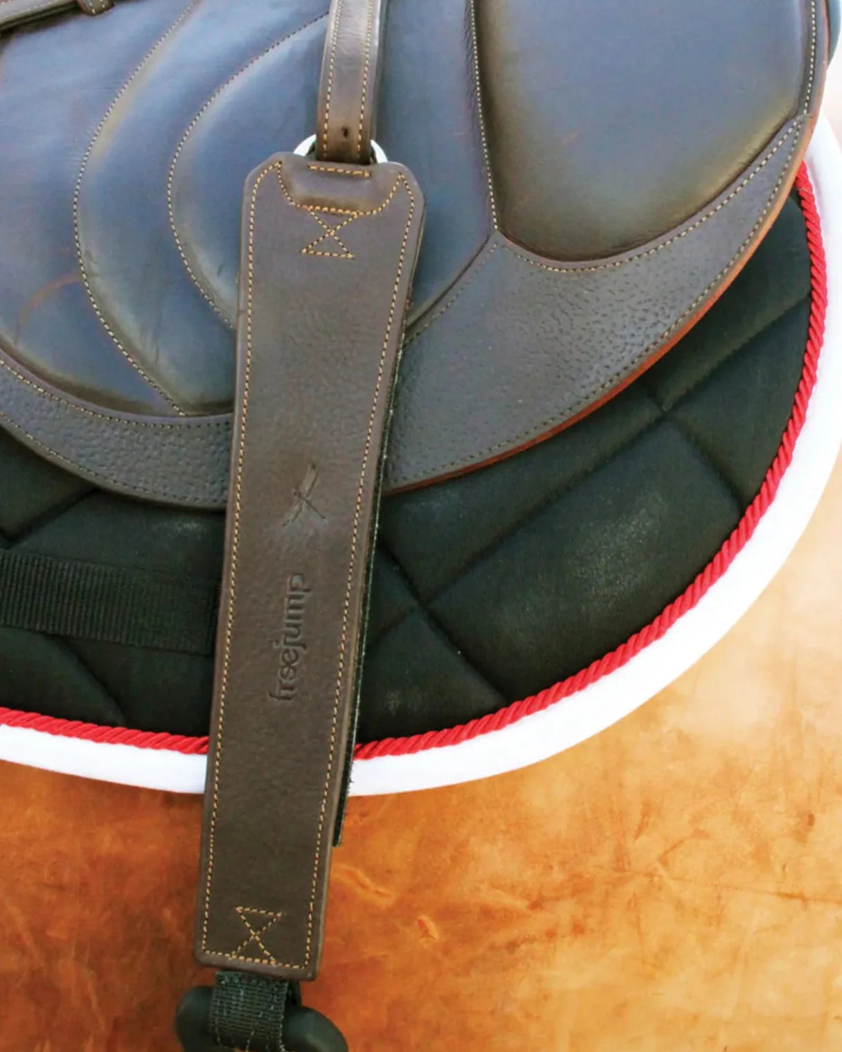 FREEJUMP PRO-GRIP Stirrup Leathers Black - Equestrian Equipment