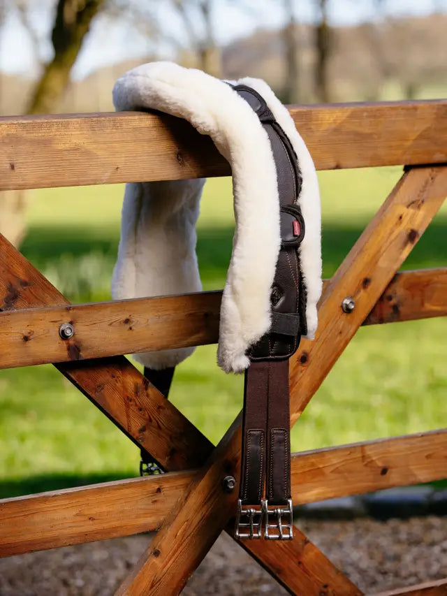 LEMIEUX MERINO+ Anatomic Jumping Girth Cover Natural | Equiflair - Horse Tack & Saddle Accessories