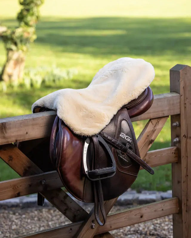 LeMieux Simuwool Seat Saver Natural