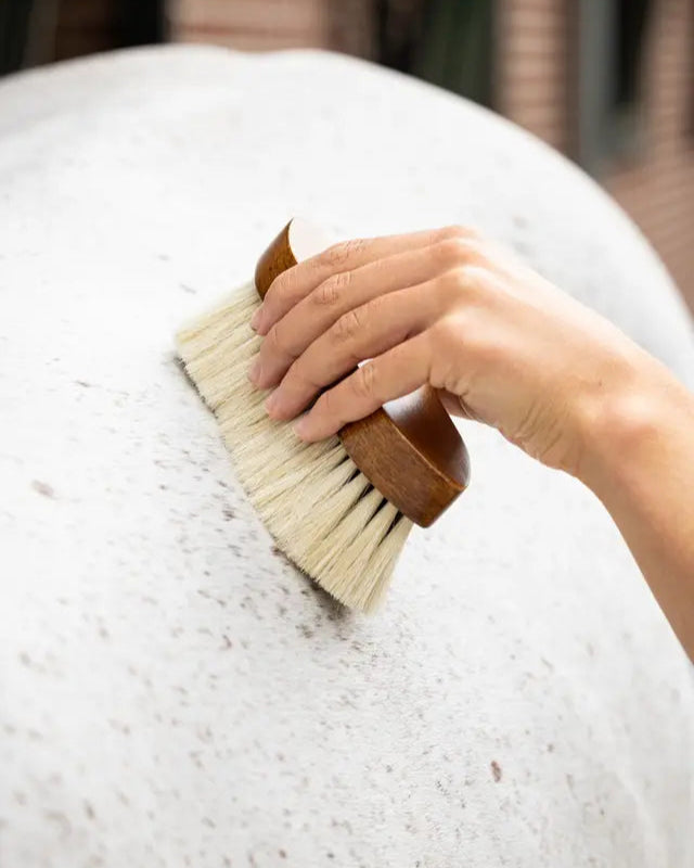 LeMieux Artisan Deep Clean Dandy Brush Brown