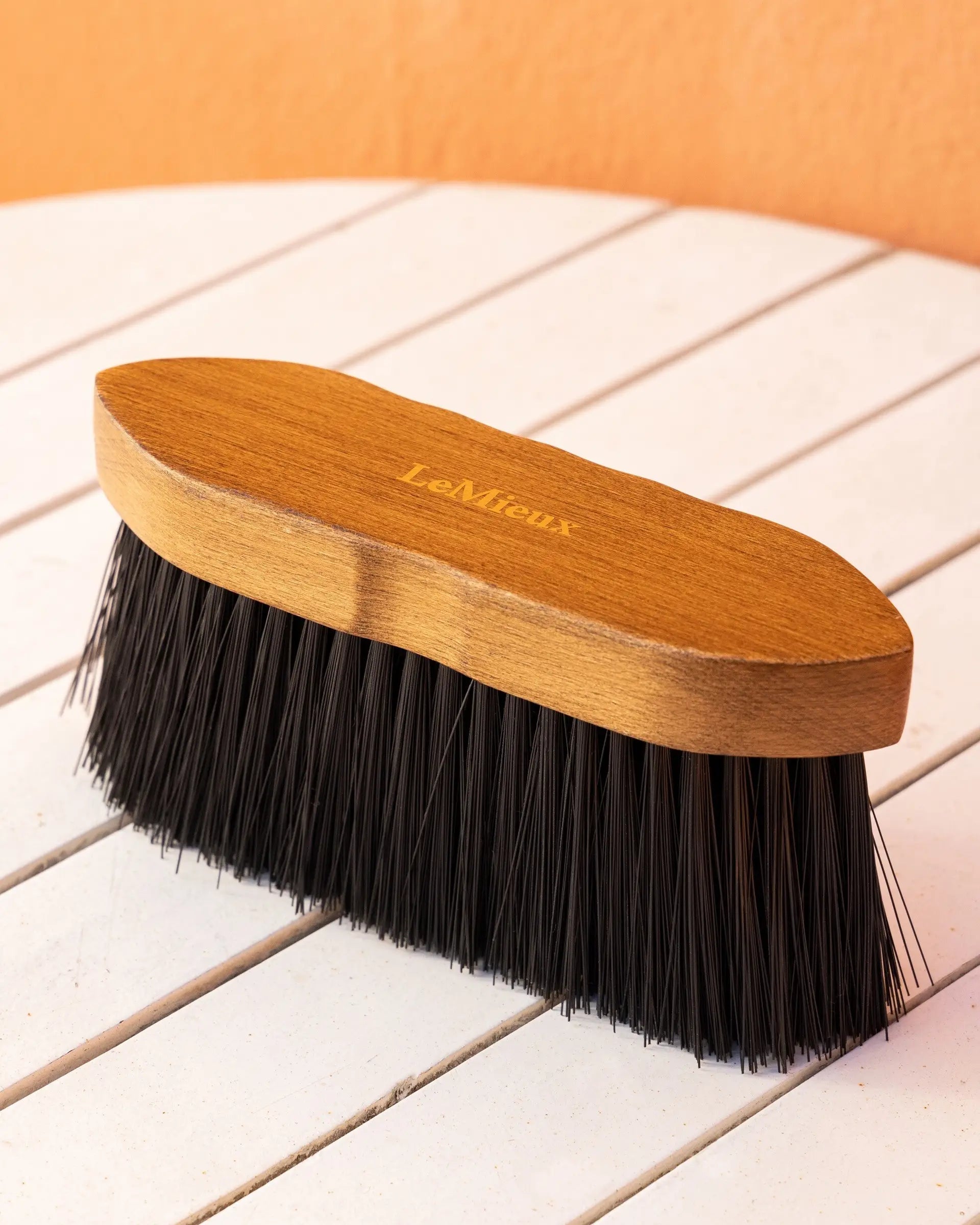 LeMieux Artisan Flick Brush Brown