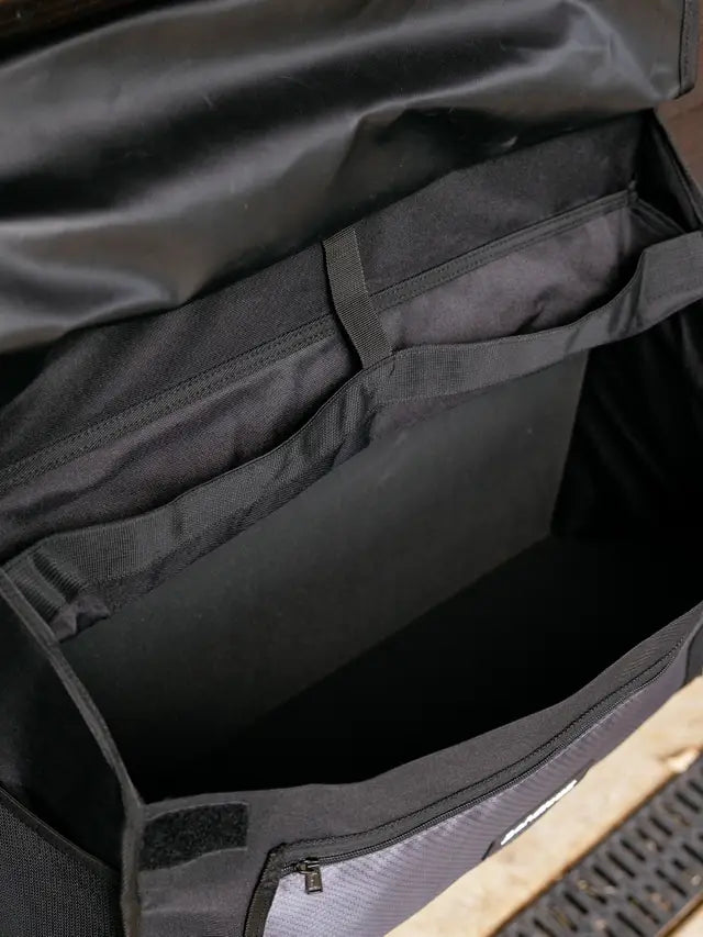 LeMieux Pro Grooming Bag with Bar Black