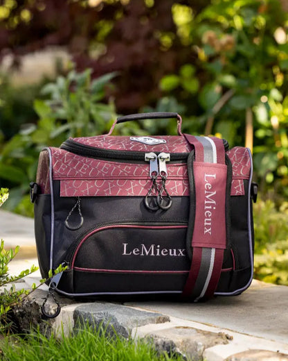 LEMIEUX Elite ProKit Lite Grooming Bag in Burgundy. Grooming bag, Lightweight, numerous zip up compartments