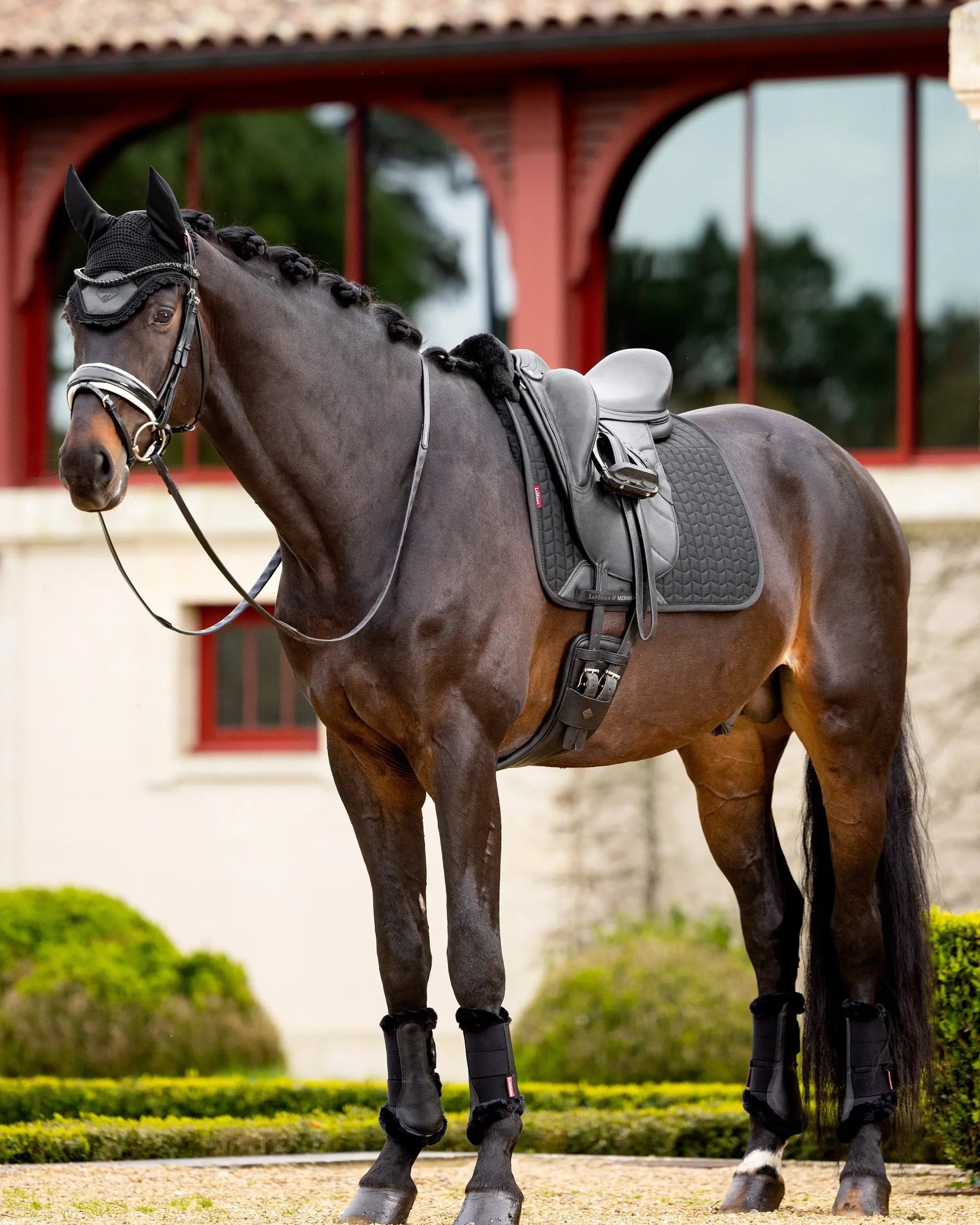 LeMieux Merino+ Half Lined Dressage Square Black/Black