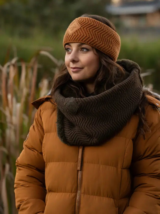 LeMieux Lila Alpine Snood: Stylish women's neck warmer, fur-lined for winter warmth. Shop Equiflair!