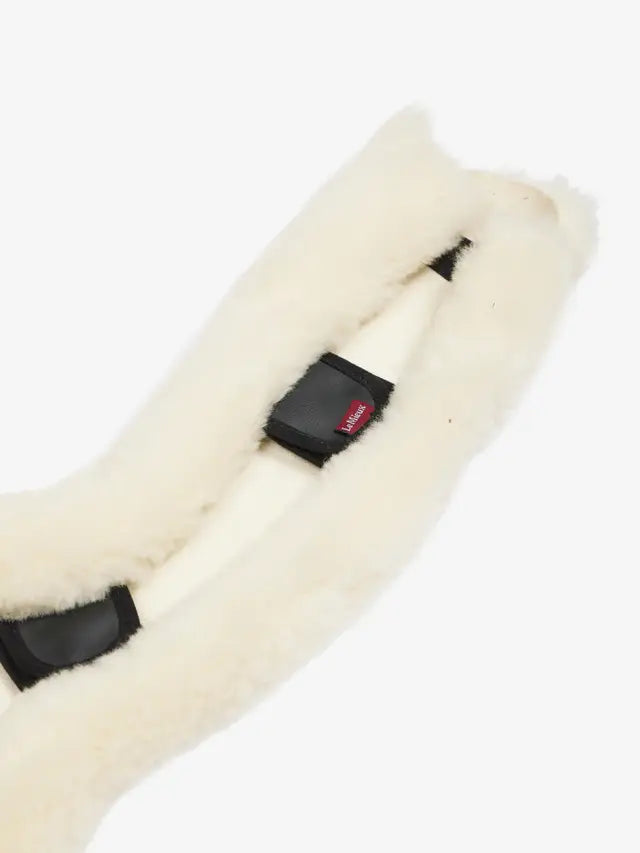 LeMieux Merino+ Anatomic Jumping Girth Cover - Natural. Breathable horse riding girth cover for comfort and anti-rubbing. Equiflair