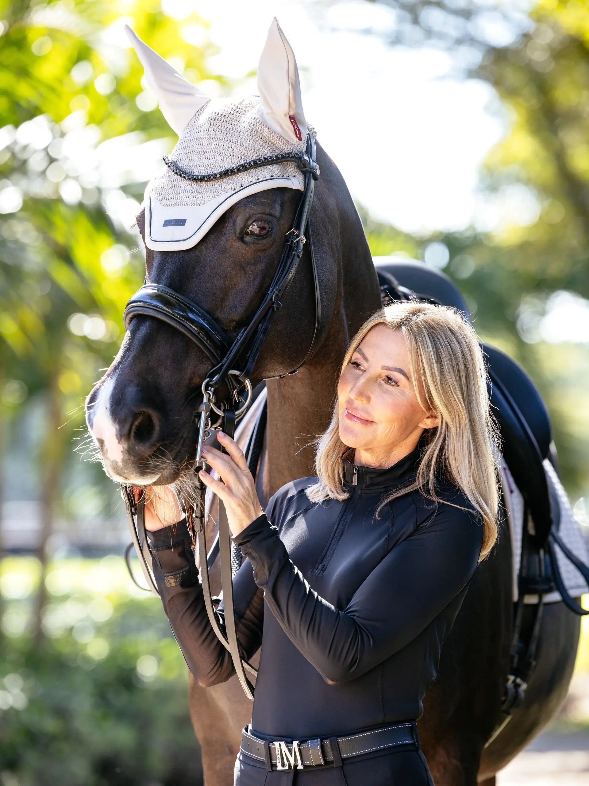 LEMIEUX ESSENCE Acoustic Fly Hood STONE with Horse: Soundproof Fly Bonnet - Equiflair
