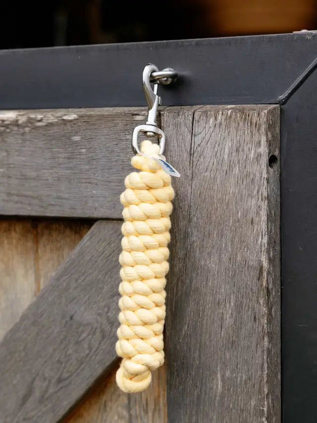 LeMieux Polycotton Leadrope Mimosa: 2m horse lead rope with metal clip. Equiflair product.