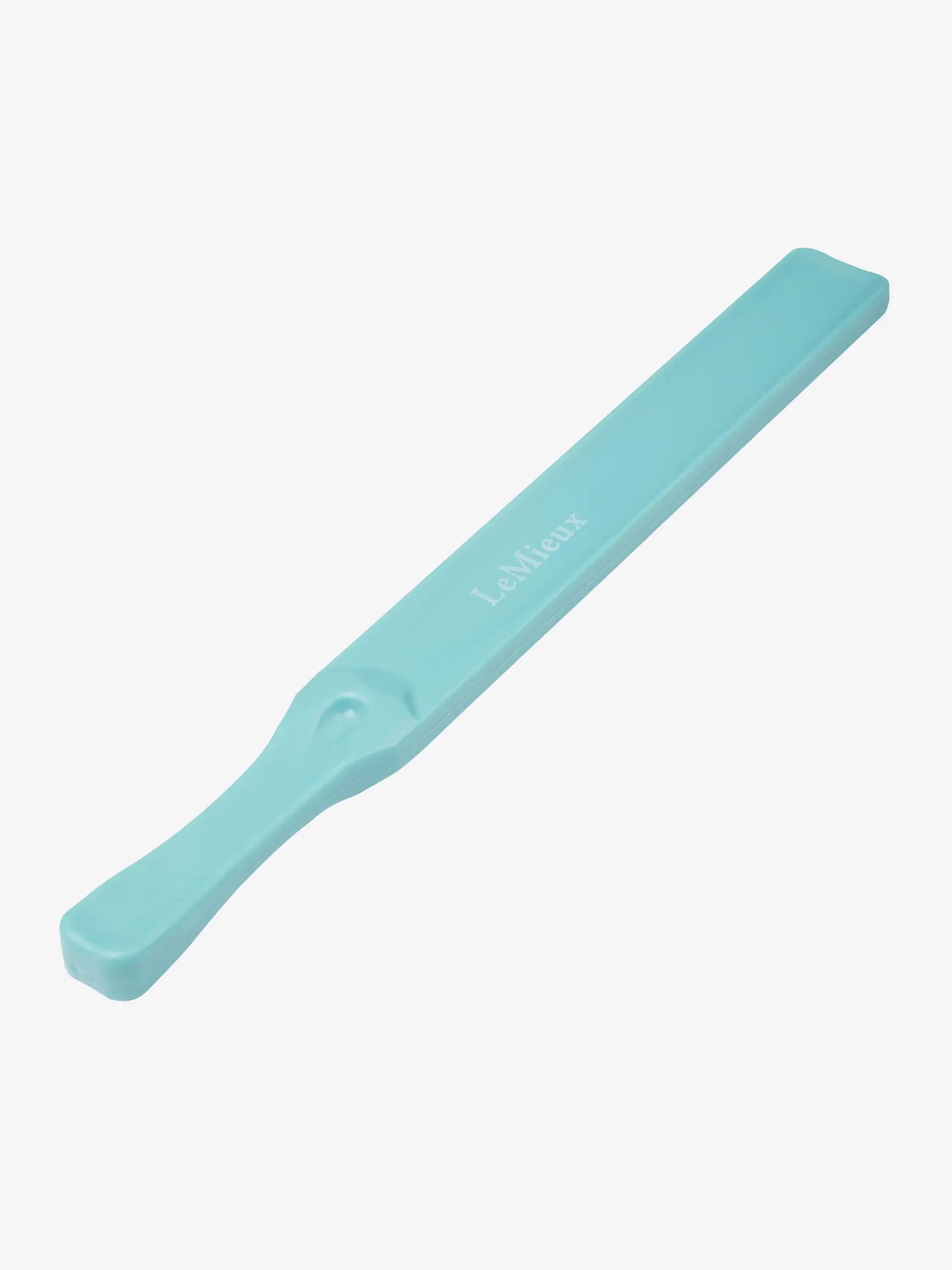 LeMieux Feed Stirrer in Lagoon Blue: Ergonomic Horse Feed Mixer