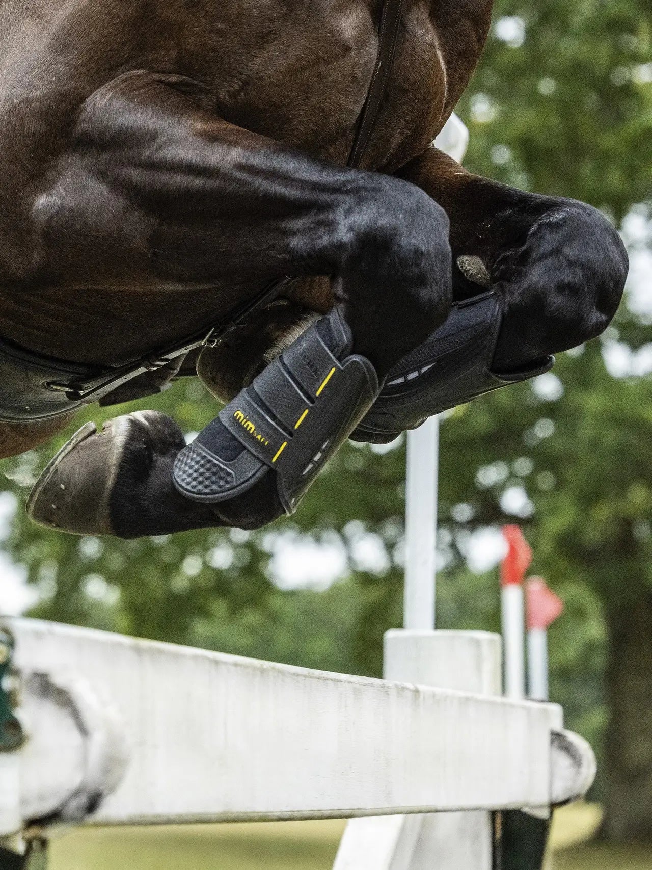 LEMIEUX MIMSAFE XC BOOT FRONT BLACK horse jumping leg protection. Equiflair.