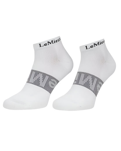 LeMieux Trainer Socks - White: Comfortable athletic socks for working out