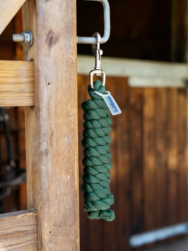 LeMieux Polycotton Leadrope Hunter Green: Durable horse lead rope with metal trigger clip, available at Equiflair