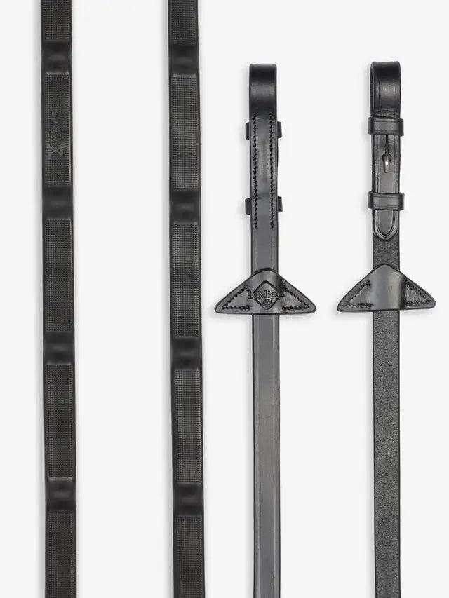 LeMieux Ergo Grip Rubber Reins Black: Premium horse riding reins with textured rubber stoppers for superior grip and billet attachments.