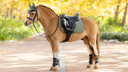LEMIEUX MINI SUEDE CLOSE CONTACT SQUARE ROSEMARY. Pony in lemieux saddle pad. Equestrian equipment from Equiflair.