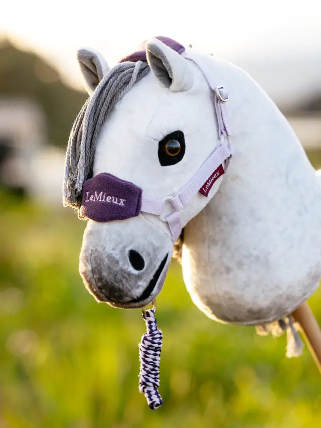LEMIEUX Hobby Horse Vogue Headcollar & Leadrope - Lilac. Plush toy horse head with purple bridle and rope, equiflair