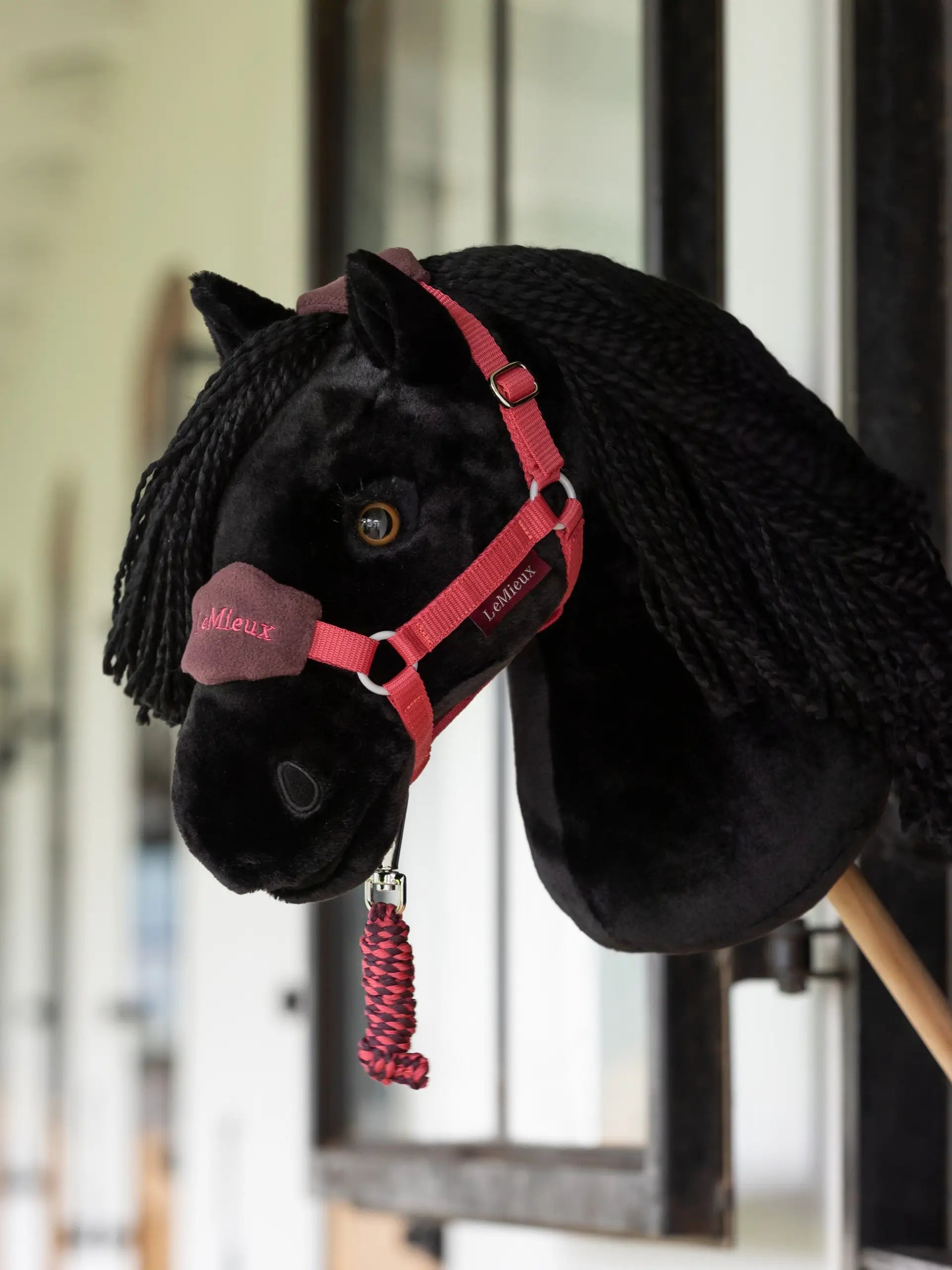 LeMieux Hobby Horse Vogue Headcollar & Leadrope Cranberry
