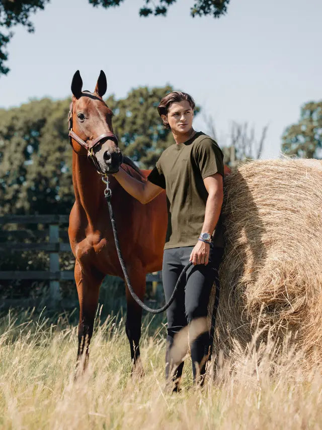 Lemieux Men's T-shirt Alpine, man with horse and hay bale, Equiflair