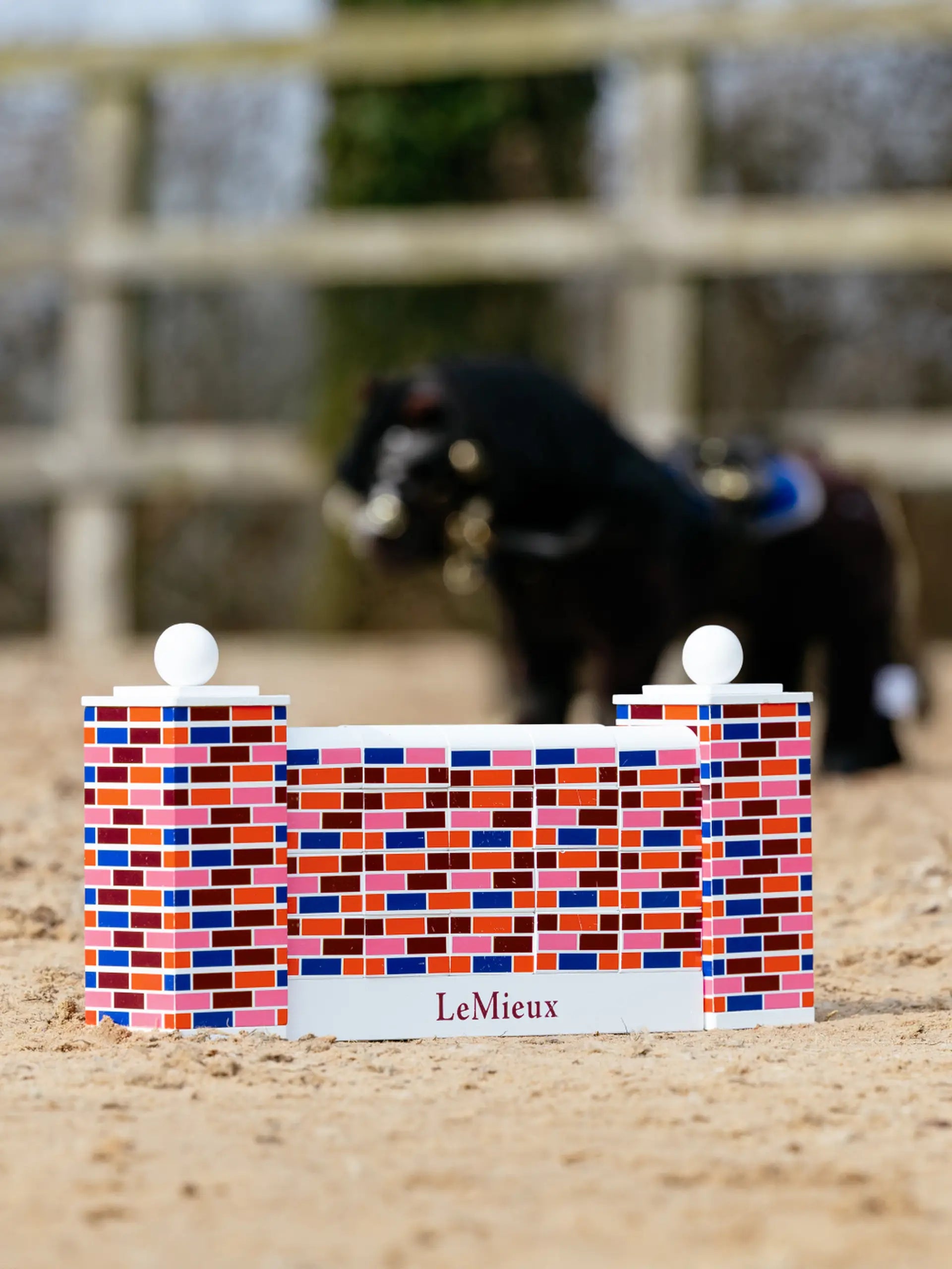 LeMieux Toy Pony Puissance Wall: Miniature Equestrian Showjumping Jump, Toy Horse Obstacle