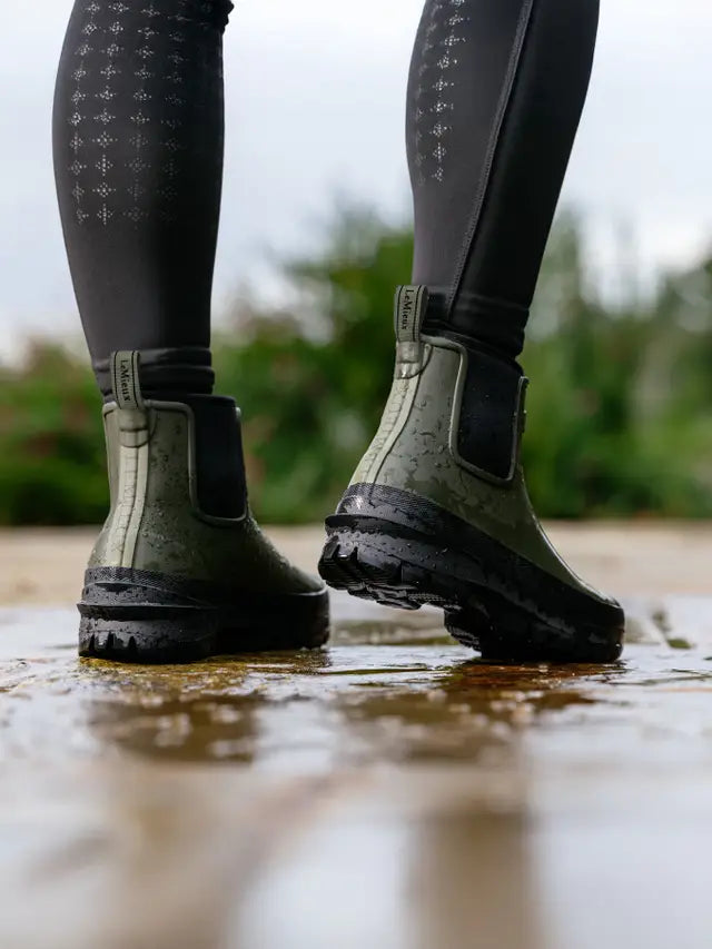 Lemieux Bramshaw Olive Chelsea Wellies: Waterproof Rubber Boots for Muddy Conditions
