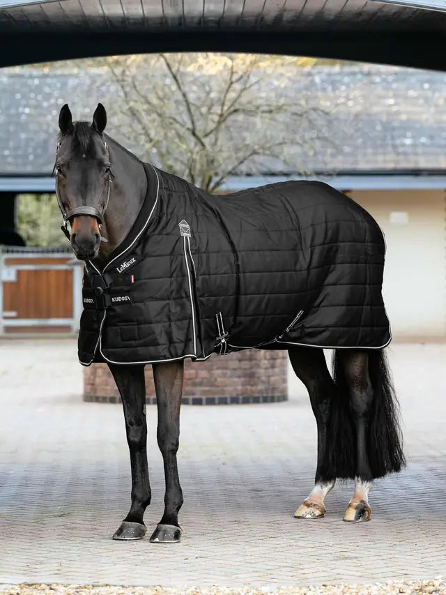 LeMieux Kudos ClimaCore 100g black stable rug with neck for horses - comfortable & protective