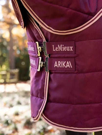 LeMieux Arika 100g stable rug with detachable neck in blackberry. Equestrian horse rug.