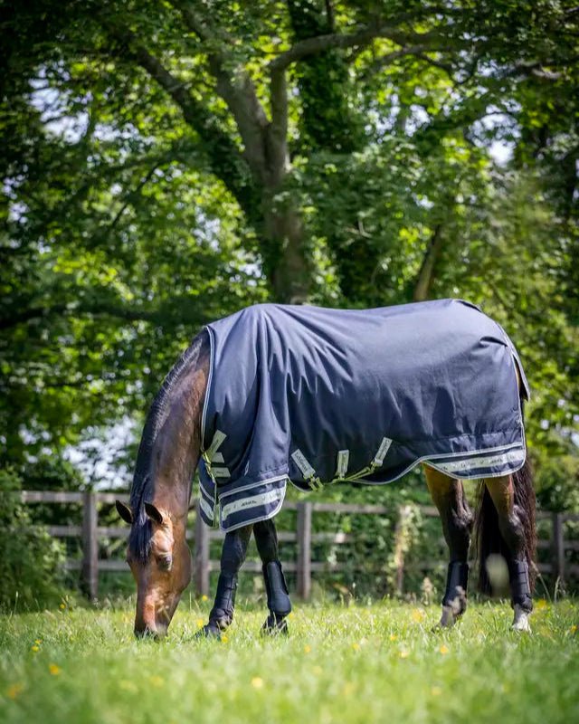 LeMieux Arika Featherweight Rug 0g Navy