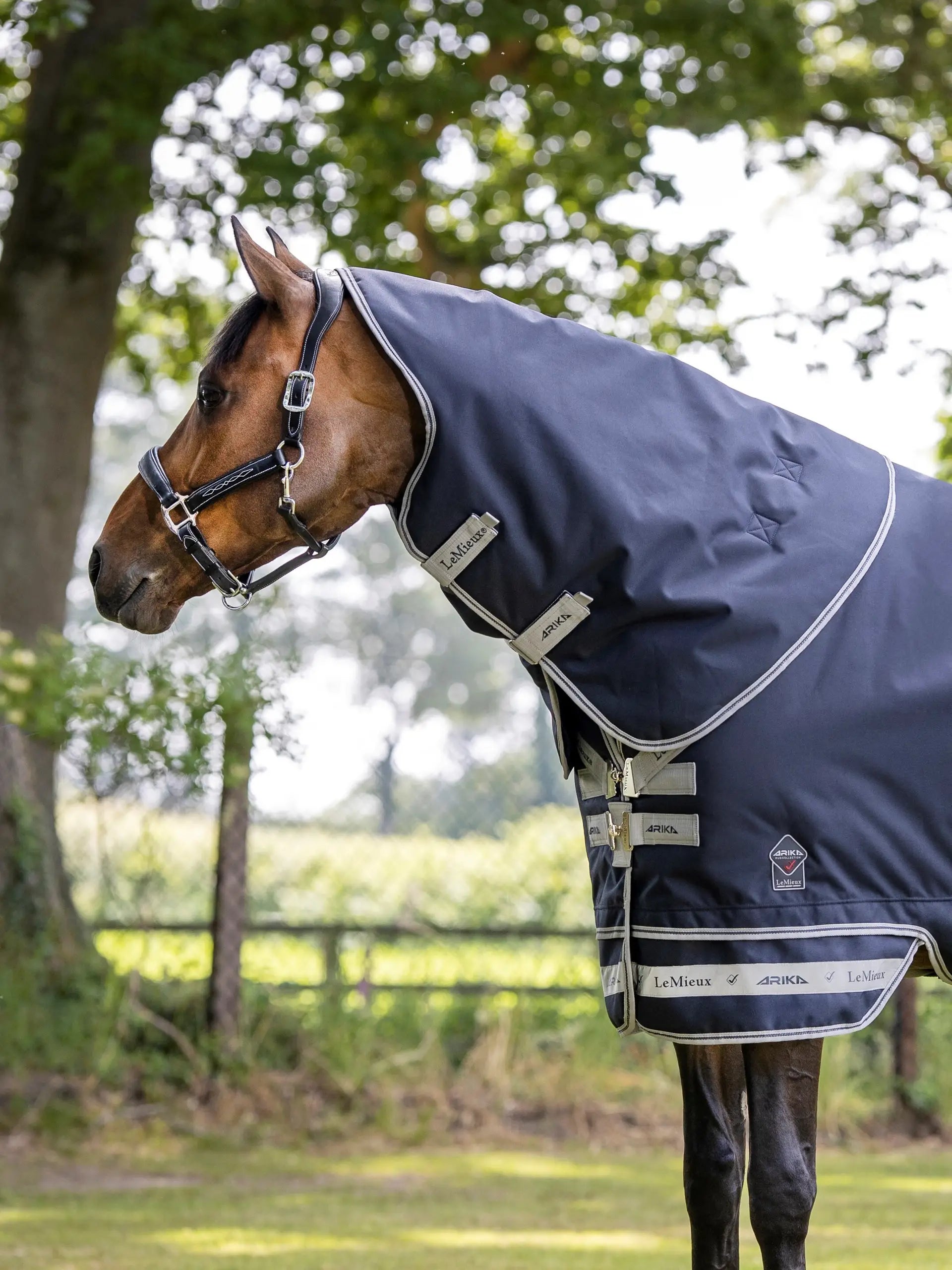 LeMieux Arika Featherweight Neck Cover 0g Navy for Horses | Waterproof & Lightweight Neck Protection | Equiflair