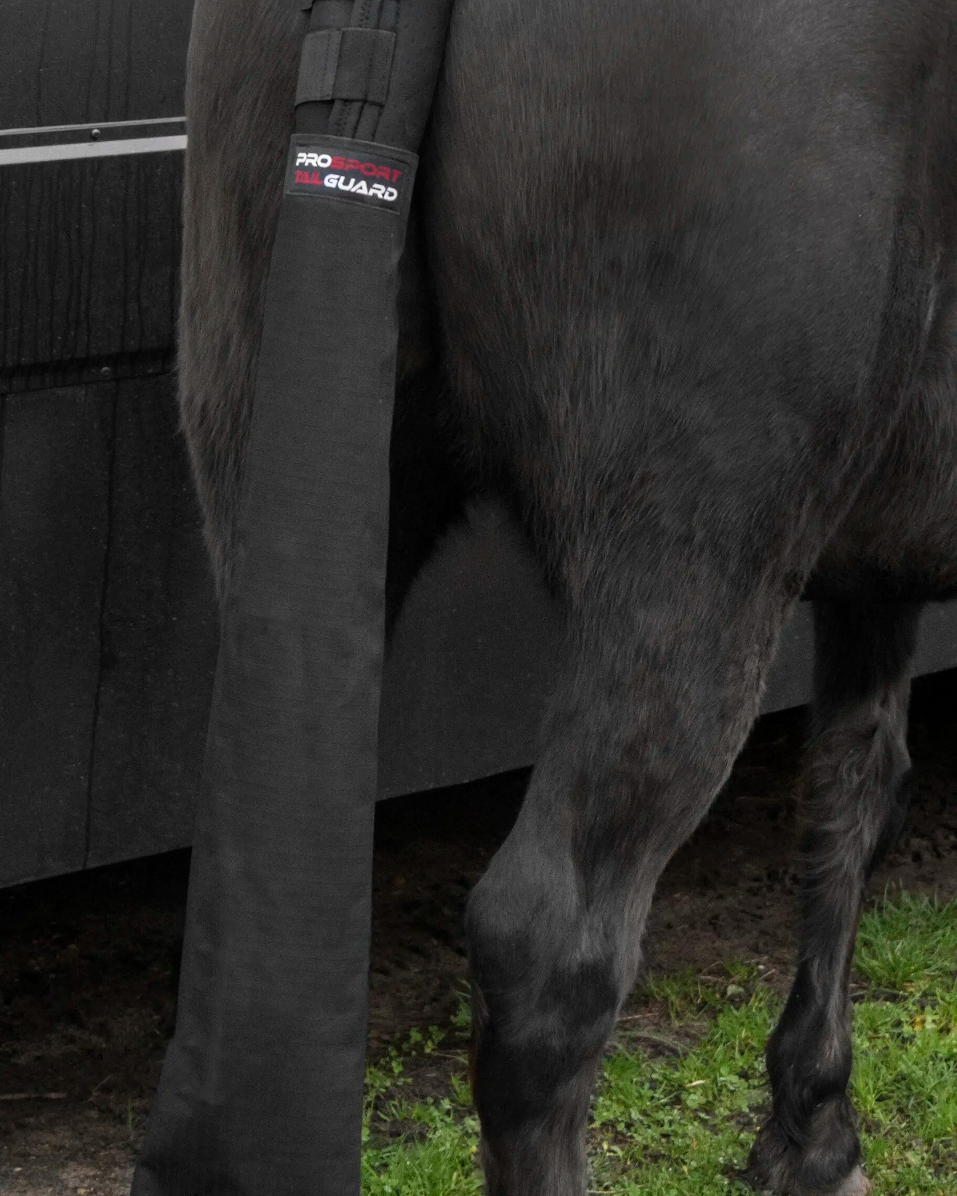 LeMieux Tail Guard with Bag Black. Horse tail protector for traveling, available at Equiflair.