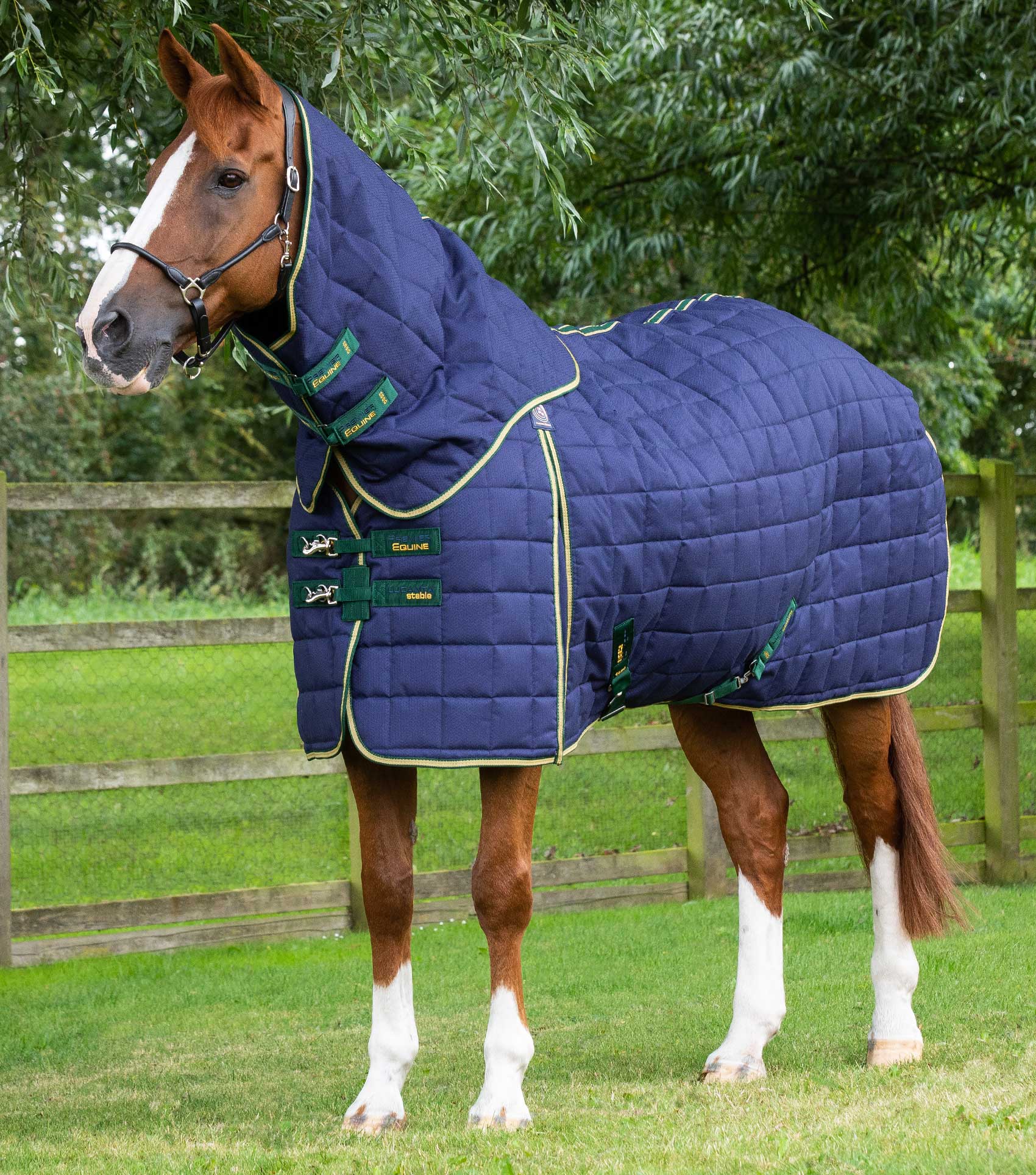 Premier Equine Lucanta 450g Navy Stable Rug with Neck Cover. Breathable horse rug for comfortable warmth in the stable.