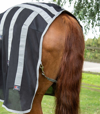 Premier Equine Magni-Teque Magnetic Horse Rug with Neck Cover - Black rear view. Equiflair