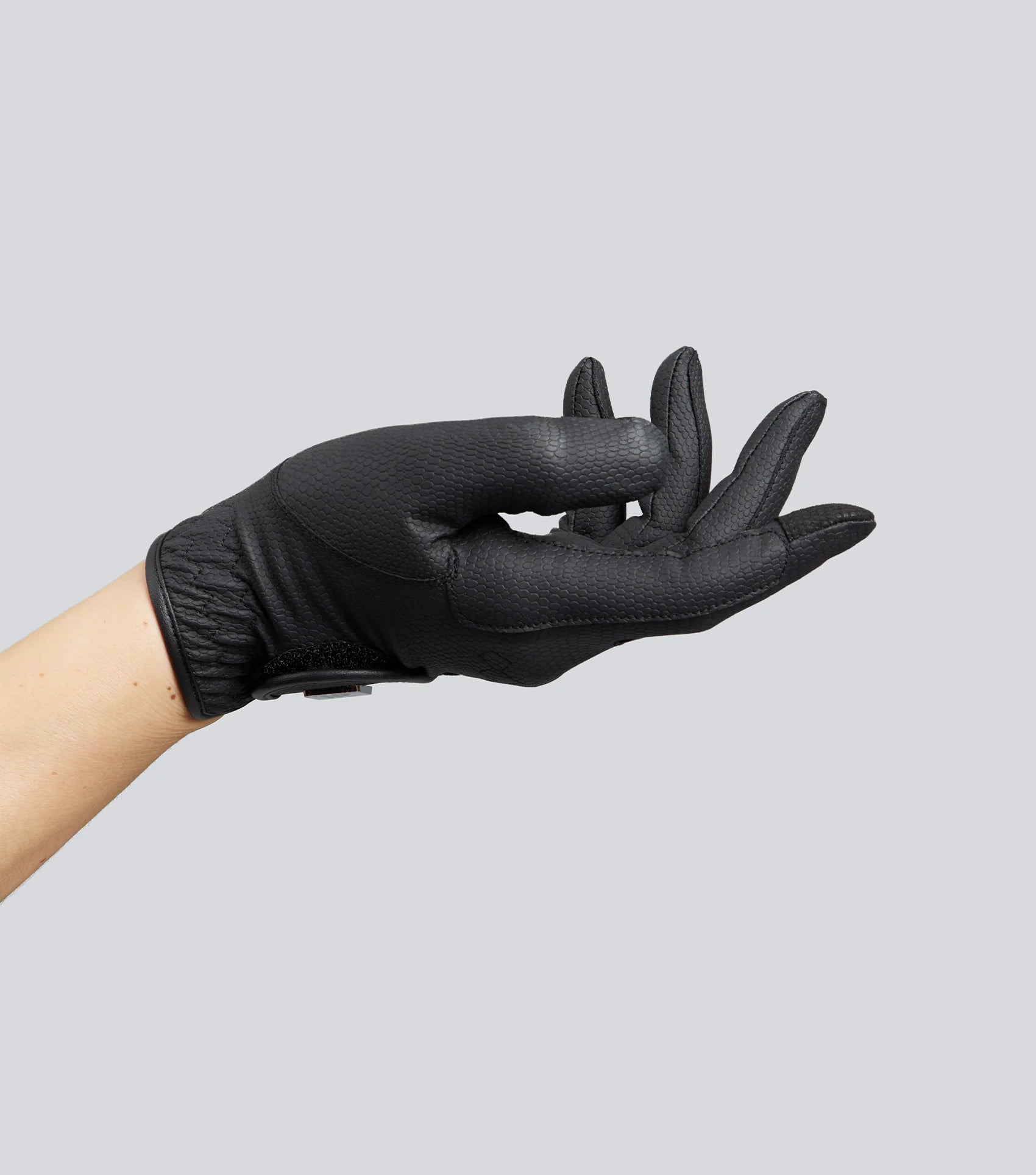 Premier Equine Metaro Junior Black Riding Glove: Equestrian Touchscreen Compatible Gloves