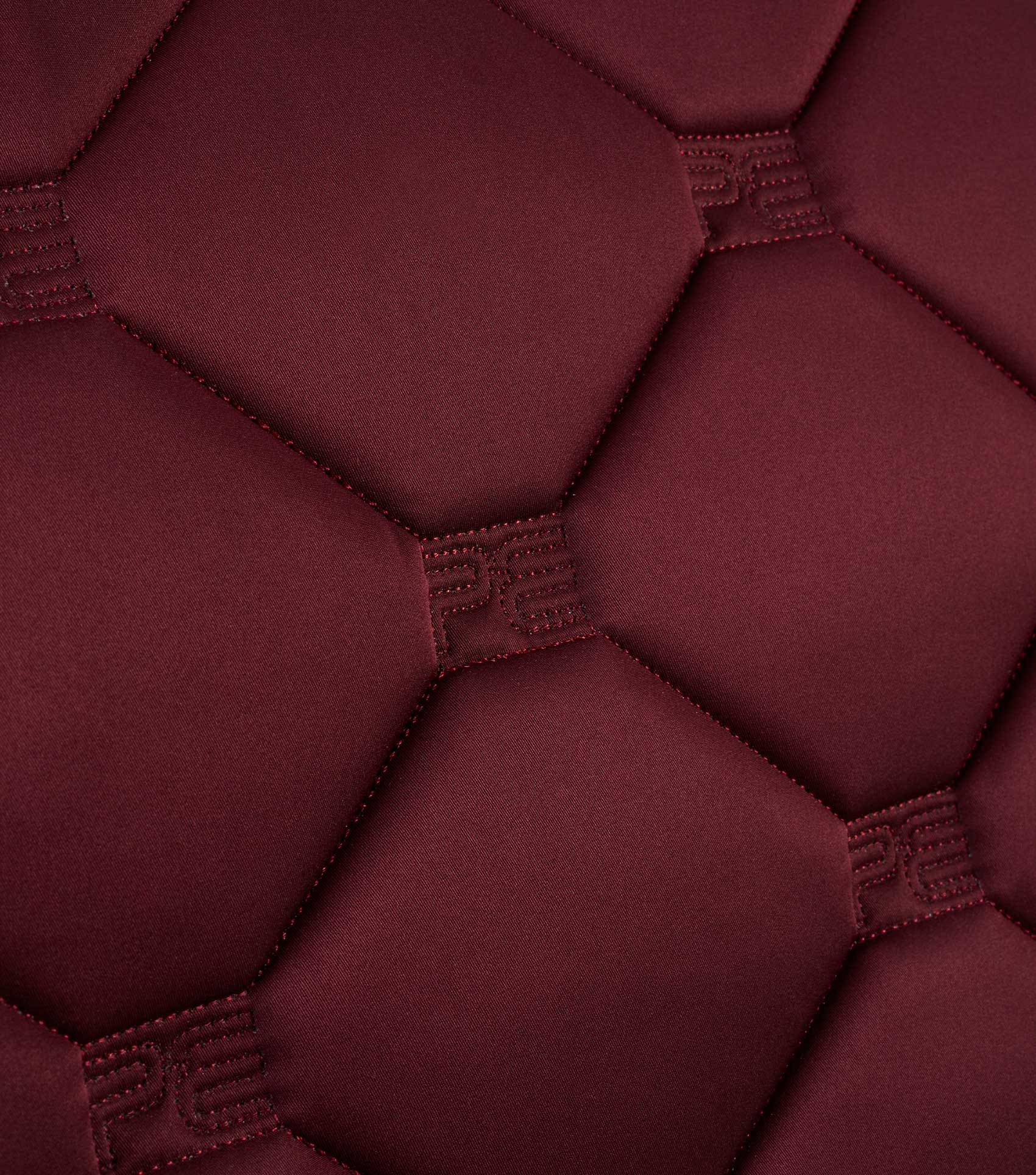 PREMIER EQUINE Saltare Close Contact GP/Jump Square Wine - Quilted Saddle Pad with Stitched Detailing & PE Logo
