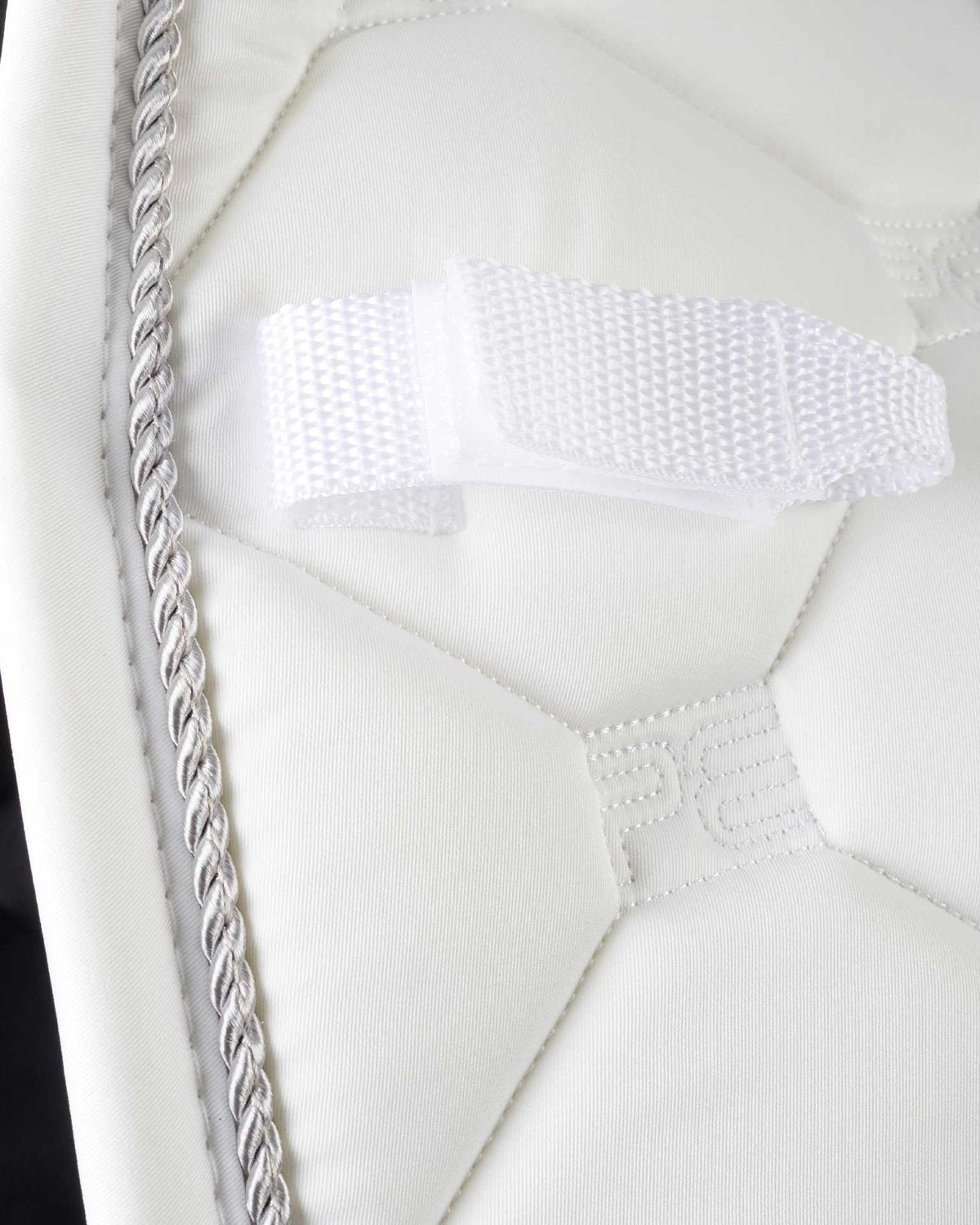 PREMIER EQUINE Saltare White Dressage Square Saddle Pad - Close Contact Design, Diamond Quilted, Luxury Equestrian Equipment
