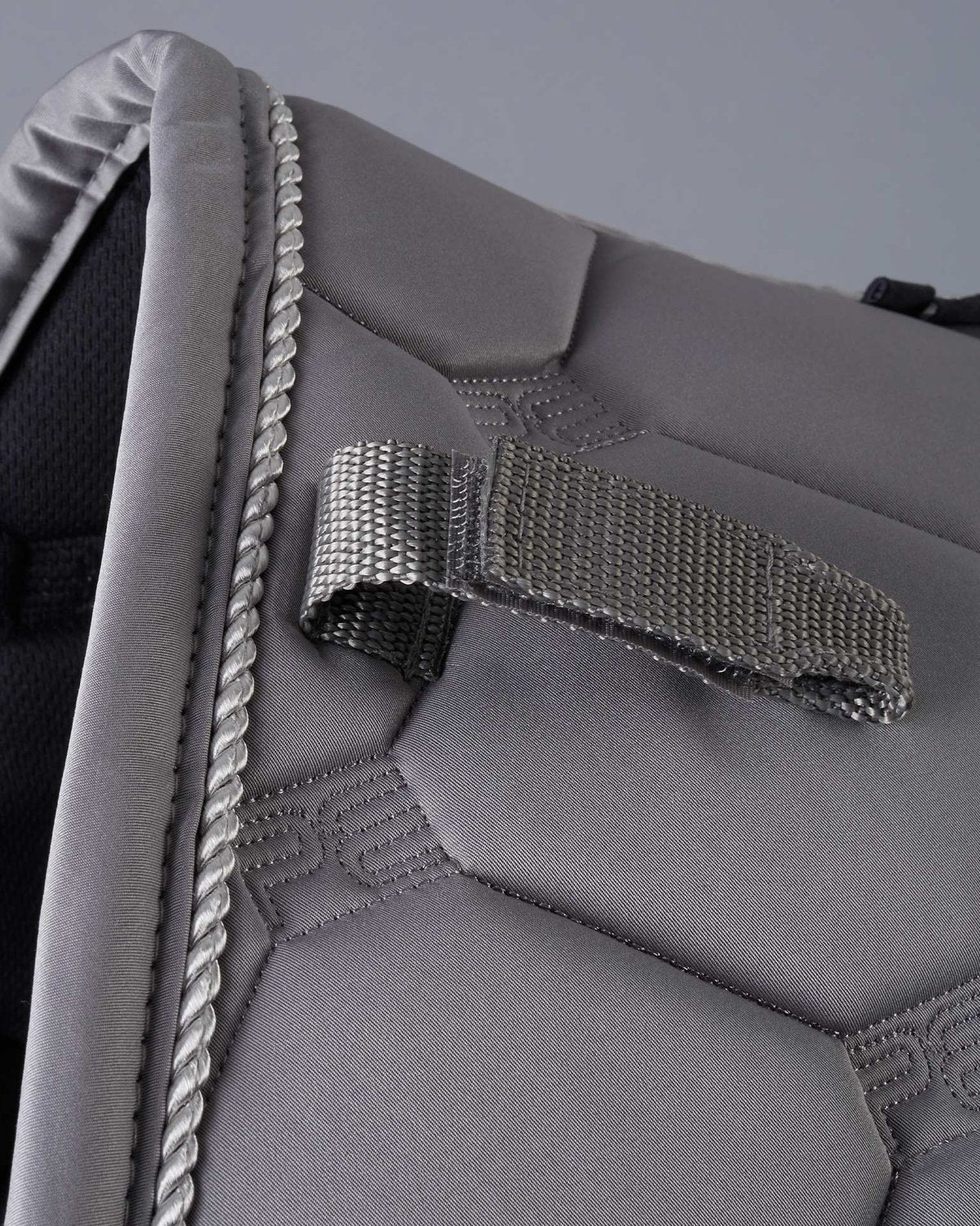 PREMIER EQUINE SALTARE Grey GP/Jump Saddle Pad. Close Contact, Diamond Quilted Satin, Mesh Lining.
