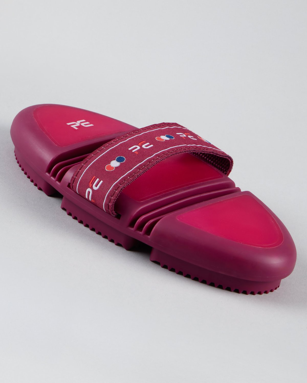 Maroon Sandals: Flexi Curry Comb Equestrian Grooming. Equiflair Premier Equine Soft-Touch Flexi Curry Comb.
