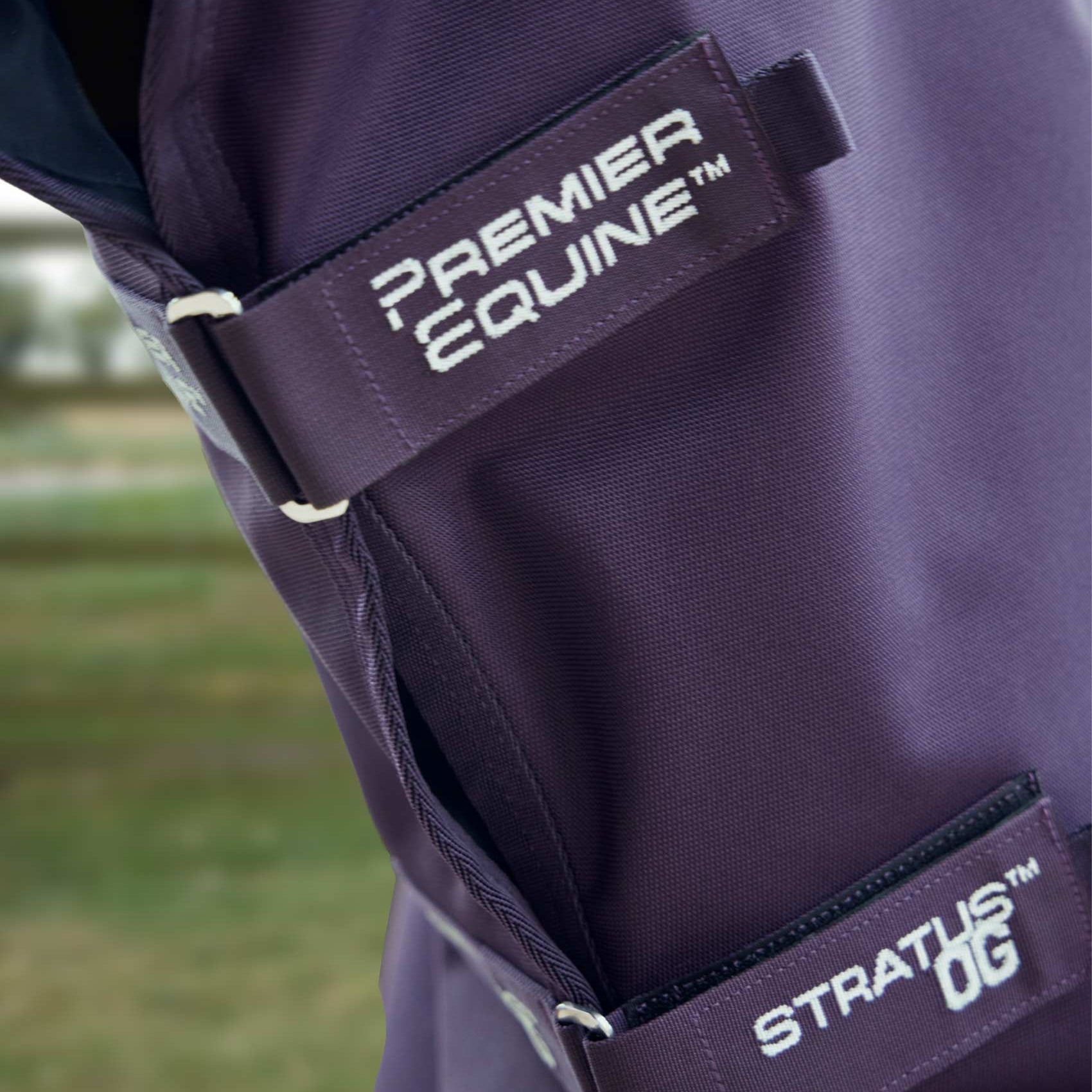 Premier Equine Stratus 1200 Series 0g Turnout Rug with Classic Neck Cover Purple