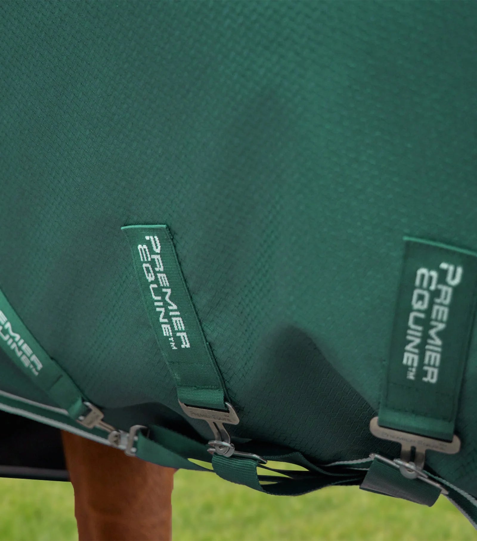 Premier Equine Stratus 600D Green Horse Turnout Rug with Neck Cover. Waterproof & Breathable Horse Rug.