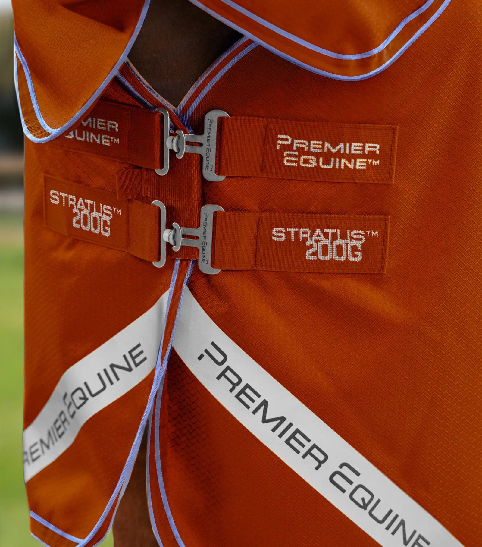 PREMIER EQUINE Stratus 200g Horse Turnout Rug - Waterproof, Insulated. Equestrian Supplies.