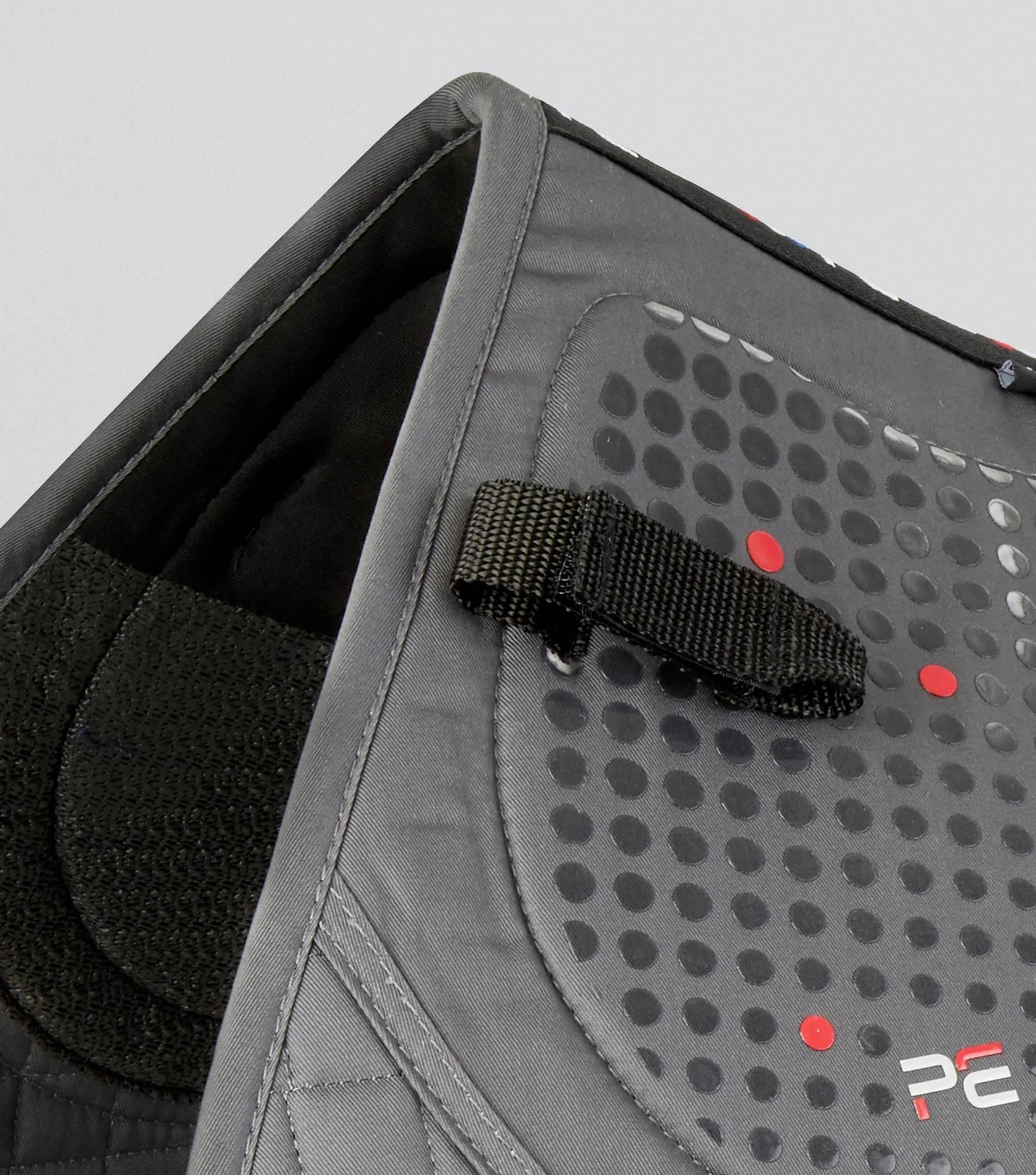 PREMIER EQUINE CLOSE CONTACT TECH GRIP PRO Anti-Slip Saddle Pad - GP/Jump Square Grey. Anti-slip, comfortable, high-quality saddle pad.